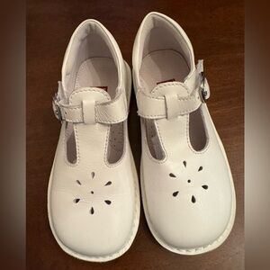 Lamour Mary Jane white shoes. Size 13. New condition.
